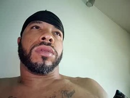 Most Recent Photo of yoursexydaddy8181