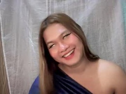 Most Recent Photo of yoursweetgirl_zia