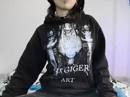 Most Recent Photo of zafira_raven