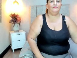 Most Recent Photo of zara_milf_