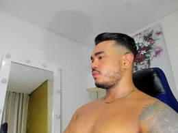 Most Recent Photo of zeus_strong93