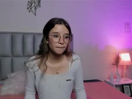 Most Recent Photo of zoe_dear