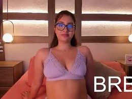 Most Recent Photo of zoe_mhendez