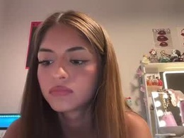 Most Recent Photo of zoeybrookss