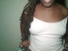 Most Recent Photo of zuri_cb